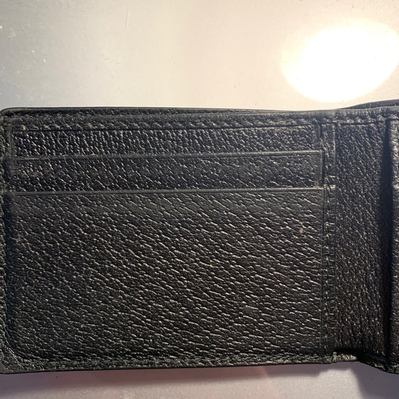 gucci men’s wallet